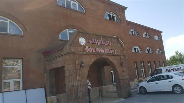 ahlat selcuklu ogretmenevi rezervasyon otelleri net